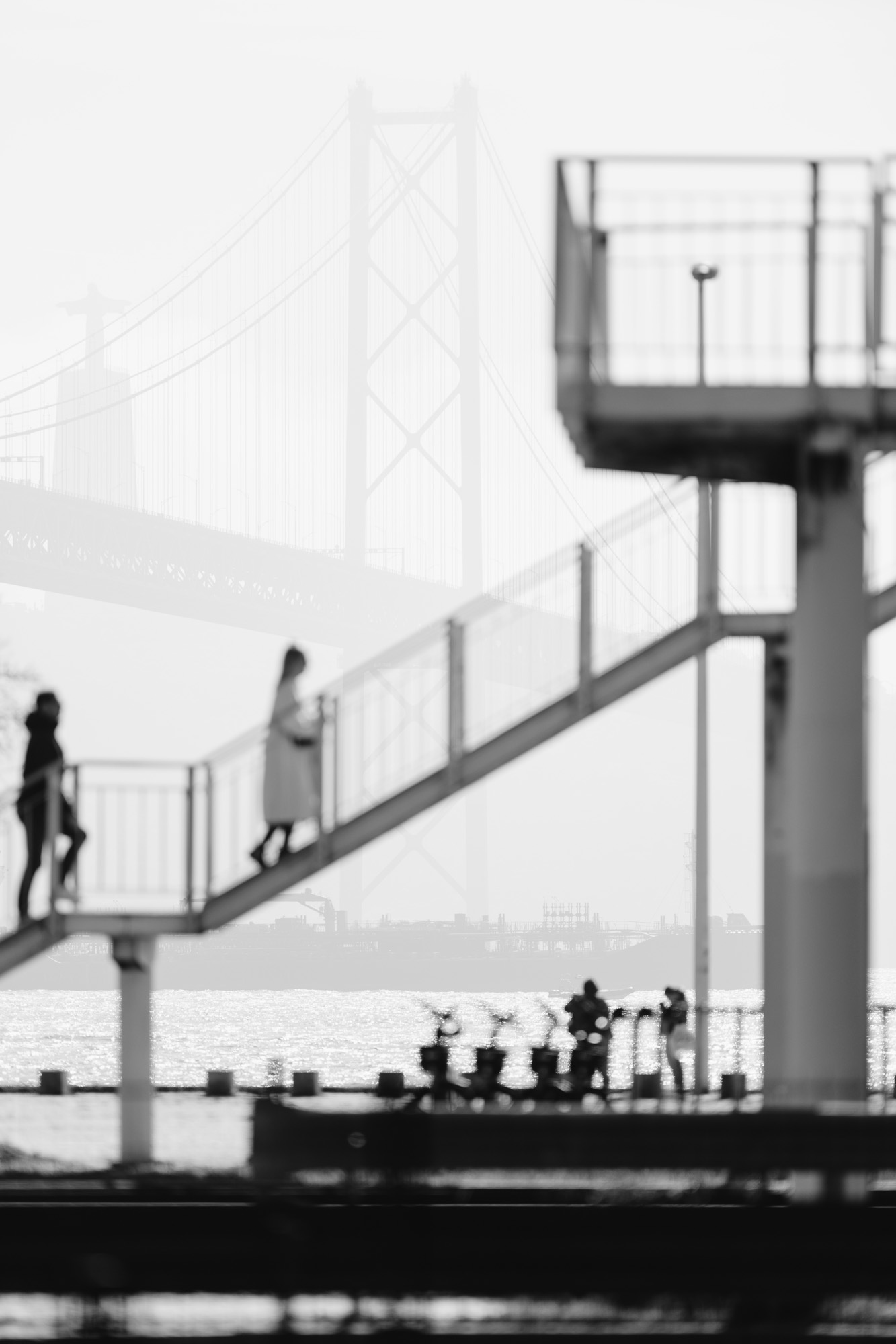 Centro de Congressos de Lisboa & Ponte 25 de Abril. Lisbon, PT.